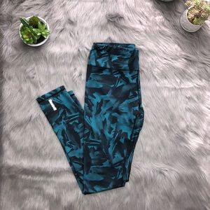 4/$30 ALL ITEMS WILL BE GONE BEFORE HOLIDAY AND NEGOTIABLE/BUY NOW! Reebok Pants